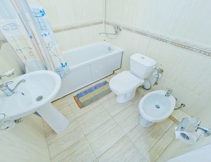 Полулюкс 2-местный 2-комнатный (вид на море) корпус 1 - Пансионат «Лазурный берег» Гагра